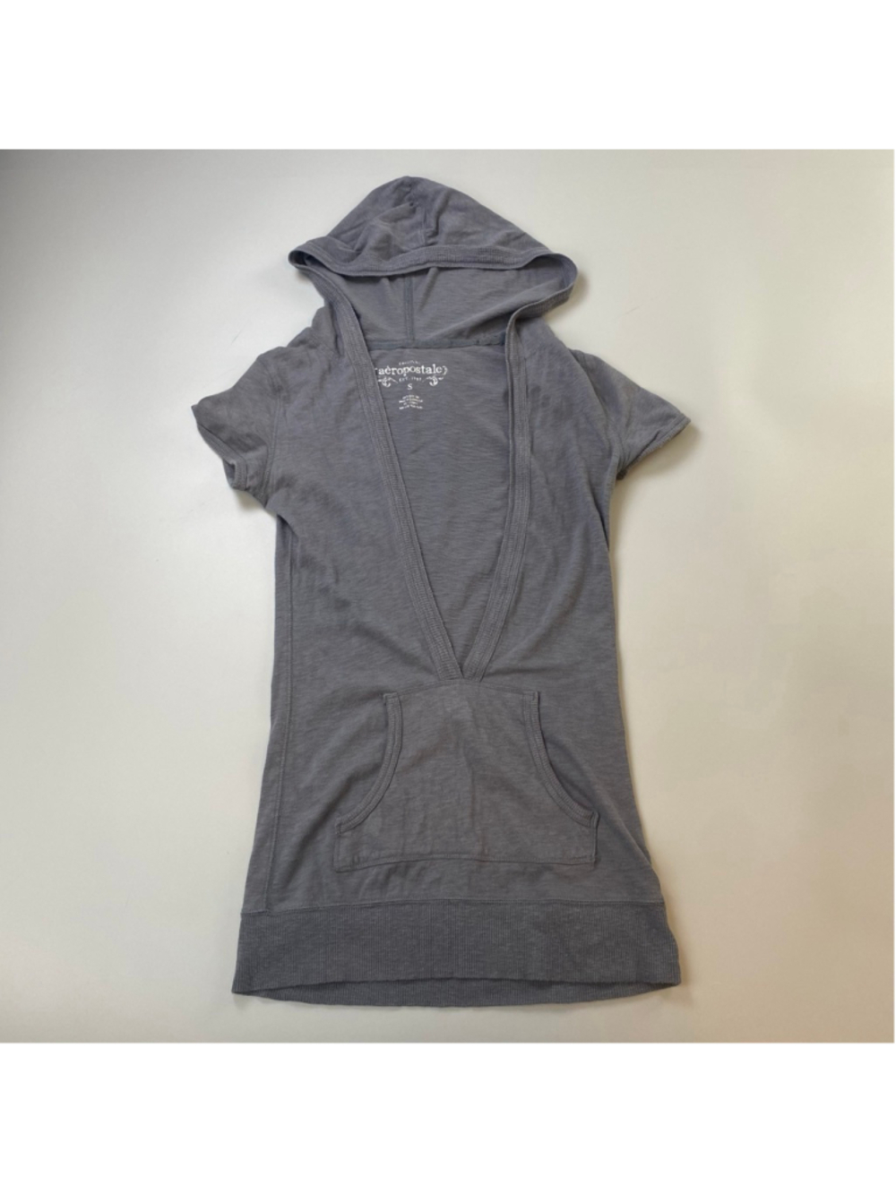 Y2K Aeropostale Top Gray Small Hoodie Tunic Deep V Elena Gilbert McBling Grunge
